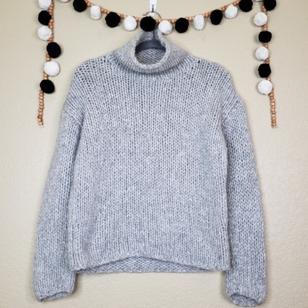Nili Lotan Alpaca Wool Mock Neck Sweater Small EUC